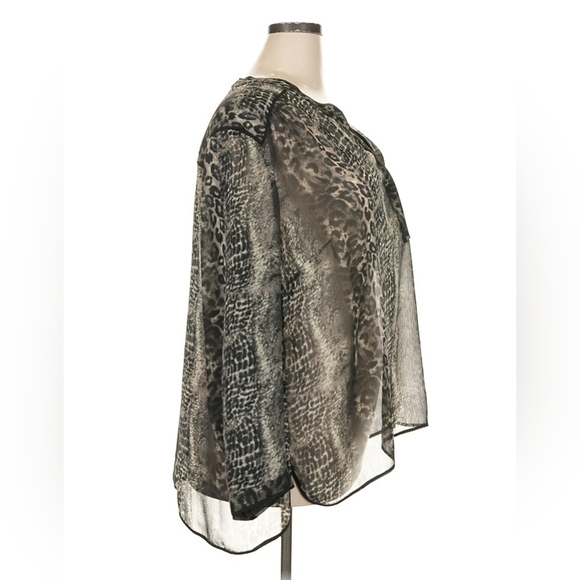 Sejour Silver Velvet Animal Print Tunic โ Size 18W โ NWT - Picture 6 of 7